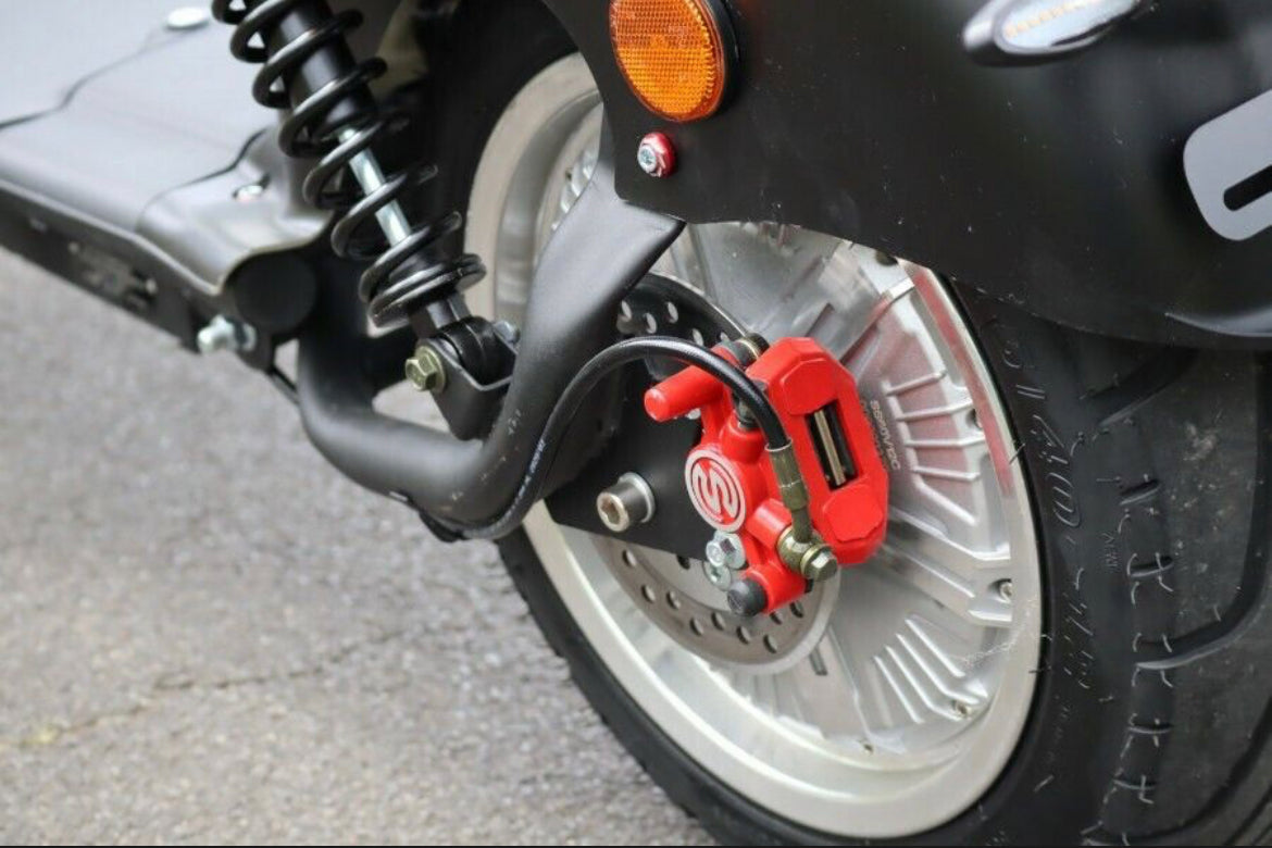Scooter elettrico 3000 W velocità 60 kw batteria a Litio
