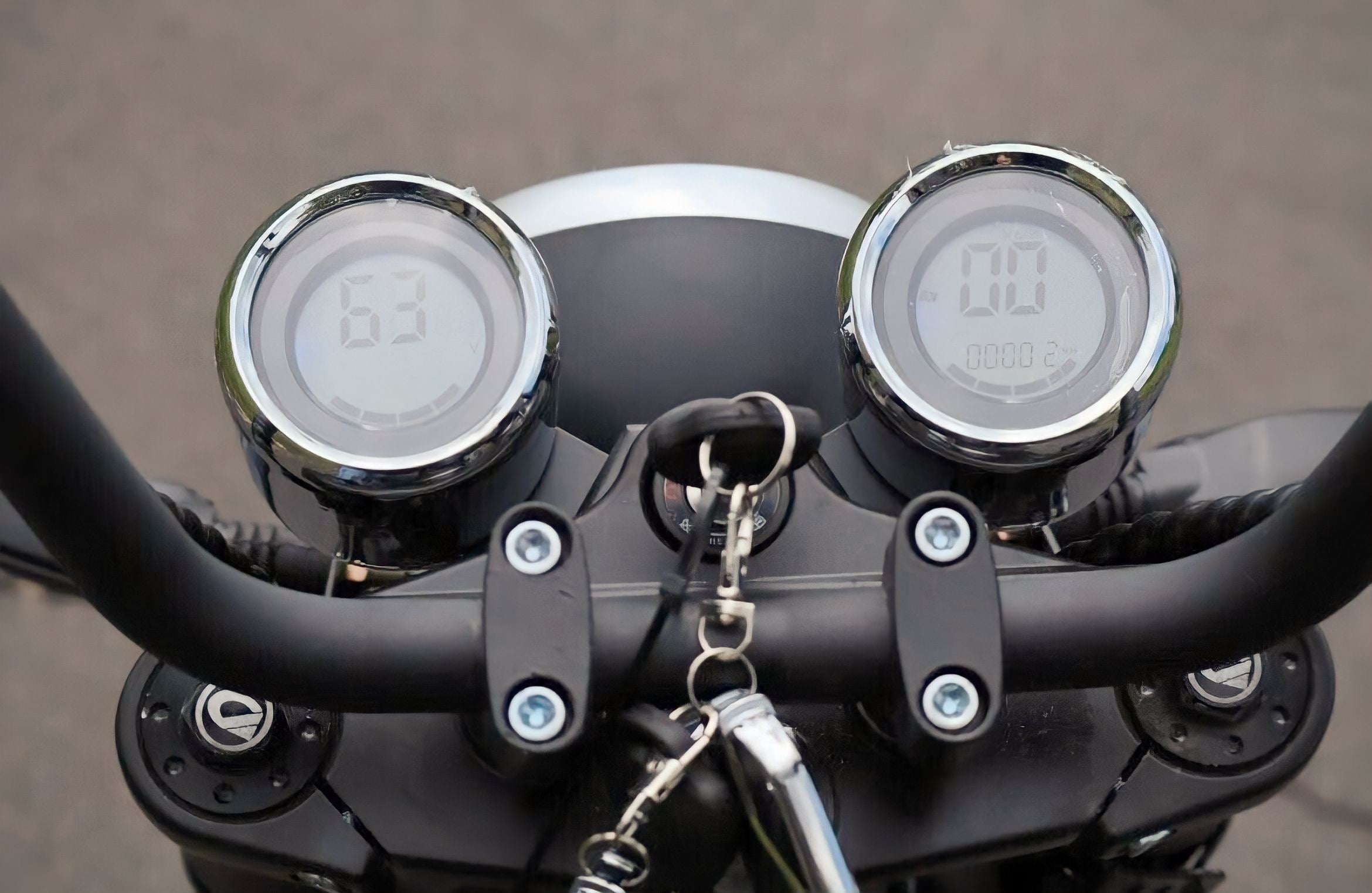 Scooter elettrico 3000 W velocità 60 kw batteria a Litio